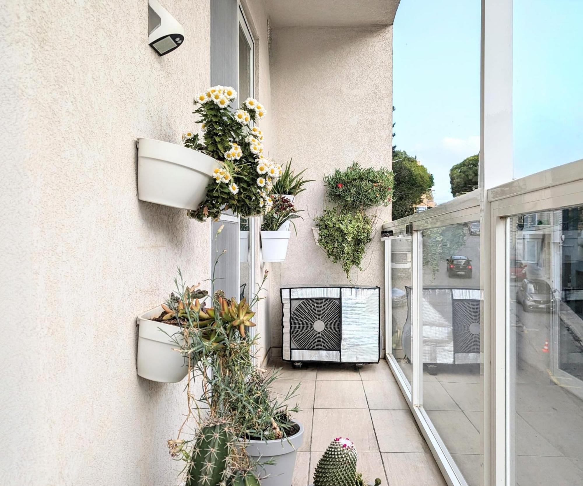 Central Private En-Suite With Balcony In Shared Residence Pieta Exterior photo